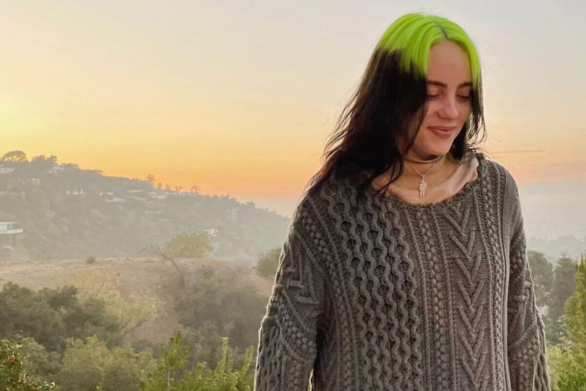 Outfit Obsession: Billie Eilish’s Perfectly Distressed Sweater